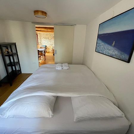 Art Apartma Izola Eksteriør billede